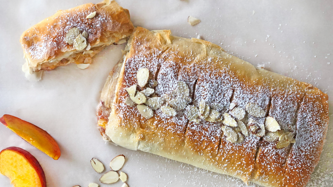 Recette de Strudel aux pêches et à la pâte phyllo